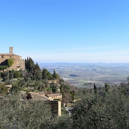 A Tuscan View Hotel Montalcino Exterior photo